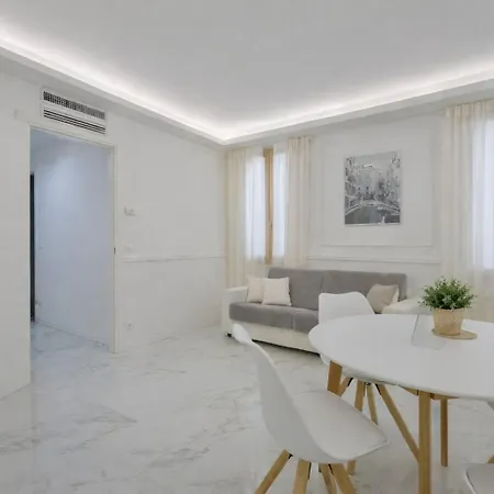 San Marco 755 شقة البندقية